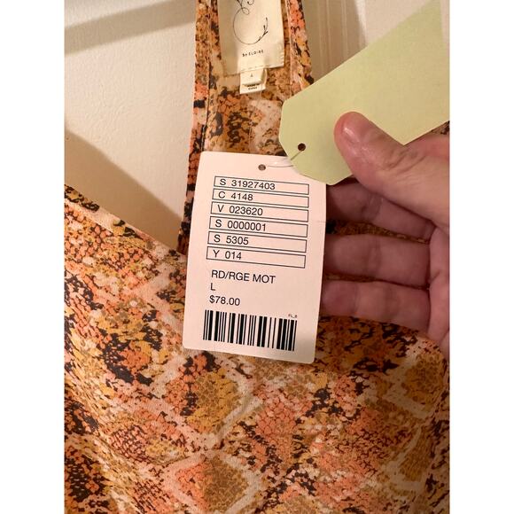 E Eloise By Anthropologie Silk Soft Pink Snake Print Razorback Tank Top, size L - Picture 5 of 10